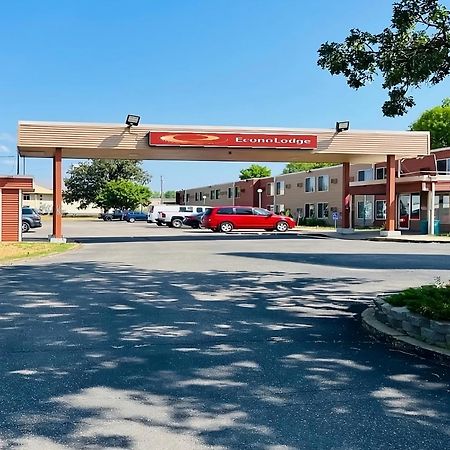 Econo Lodge Waite Park Dış mekan fotoğraf
