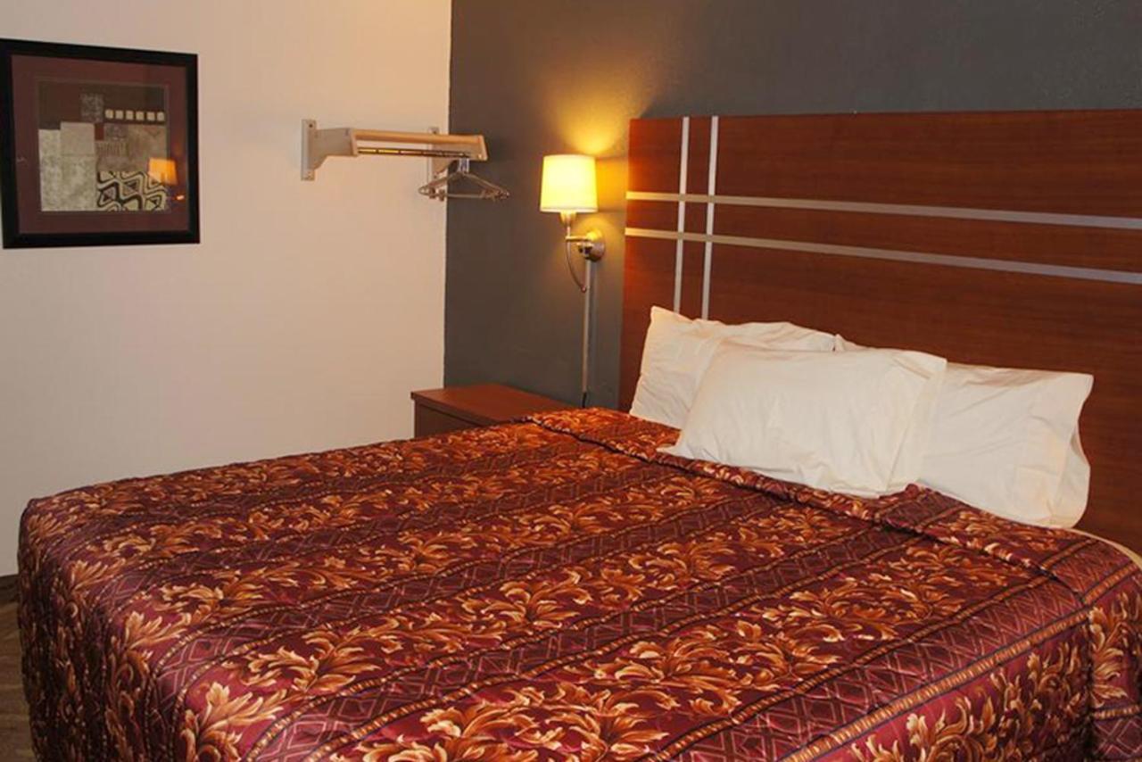 Econo Lodge Waite Park Dış mekan fotoğraf